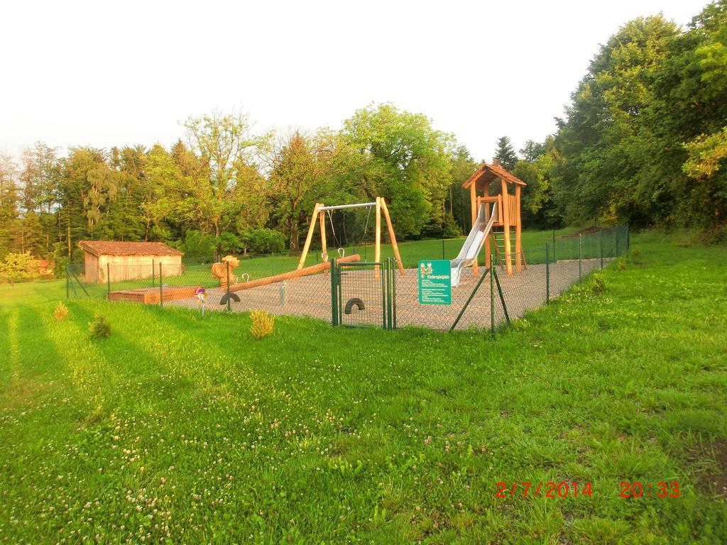 Bio Ferienhof Heiler Feldkirchen-Westerham Buitenkant foto