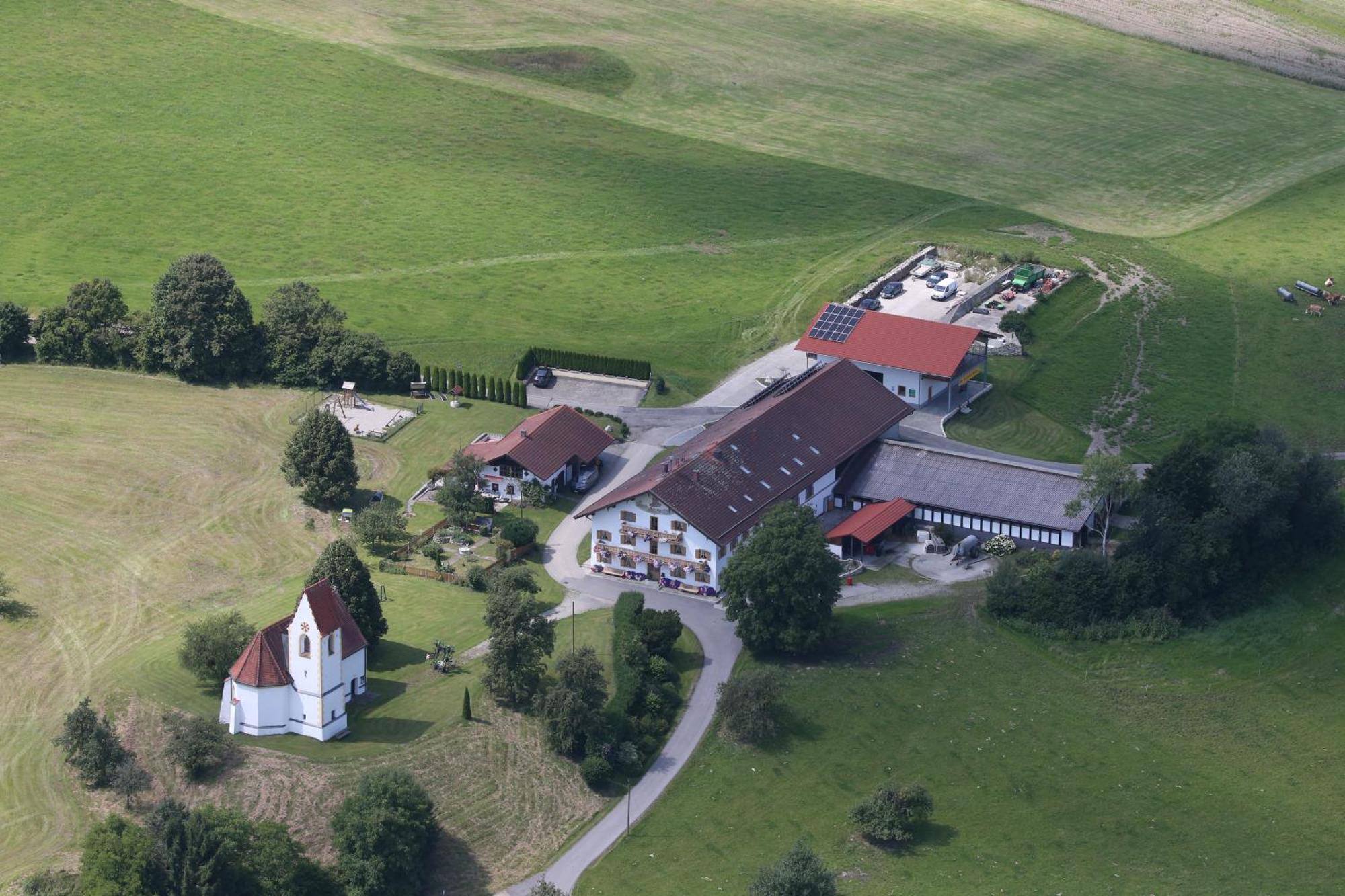 Bio Ferienhof Heiler Feldkirchen-Westerham Buitenkant foto