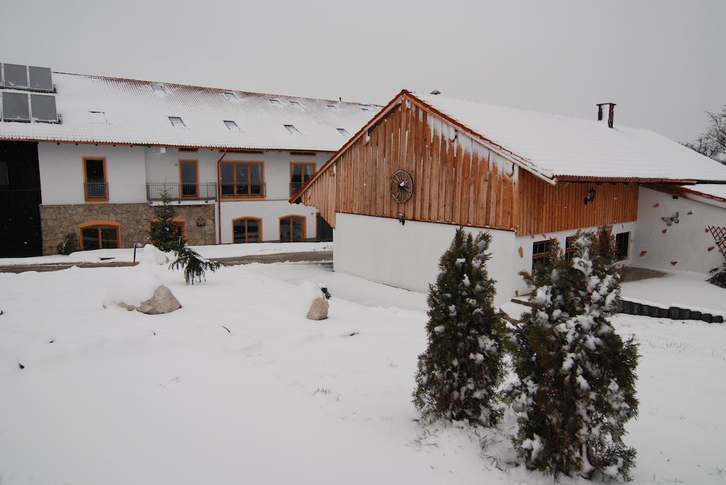 Bio Ferienhof Heiler Feldkirchen-Westerham Buitenkant foto