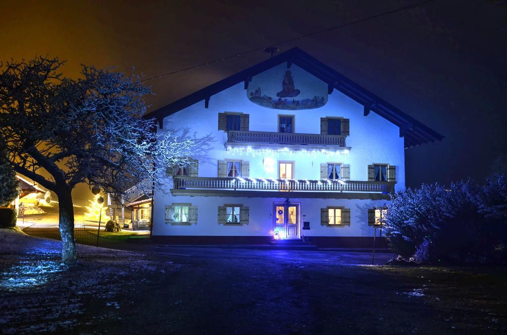 Bio Ferienhof Heiler Feldkirchen-Westerham Buitenkant foto